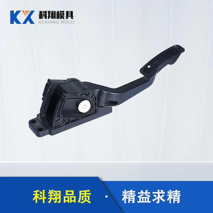 塑膠模具是什麽？塑膠模具（jù）對比塑料模具有什麽區別？