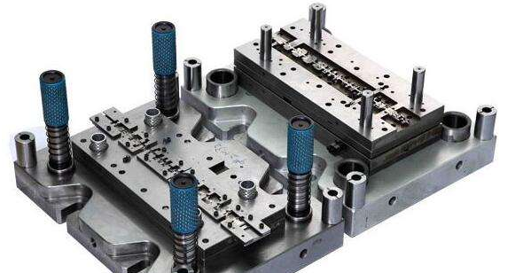 人才短缺（quē）裝備落後影響我國模具業發展