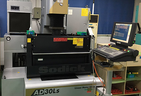 外貿世（shì）界中模具零配件製造業的發展前景